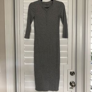 A Pea In The Pod maternity dress